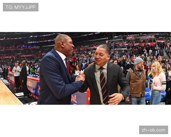 动态：开拓者将继续让亨德森主导进攻，其个人转换进攻效率成观察重点